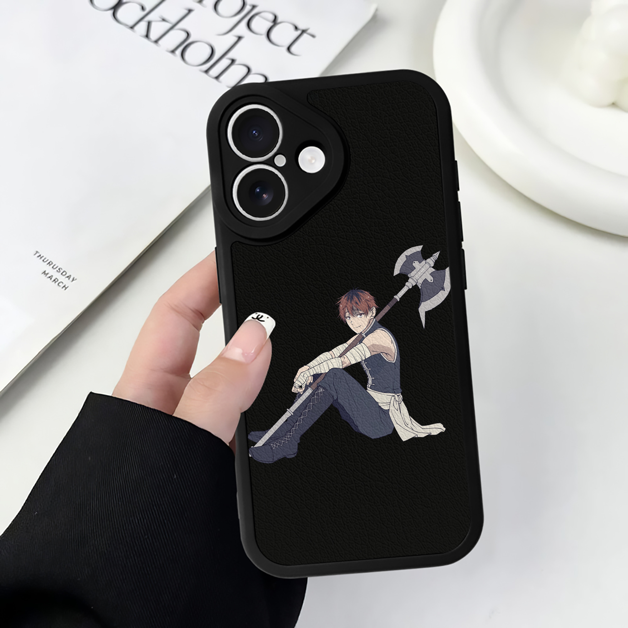 （画像用） 葬送のフリーレン Frieren 【iPhone 16シリーズ対応】シリコンスマホケース（レザー調） 材質：シリコン